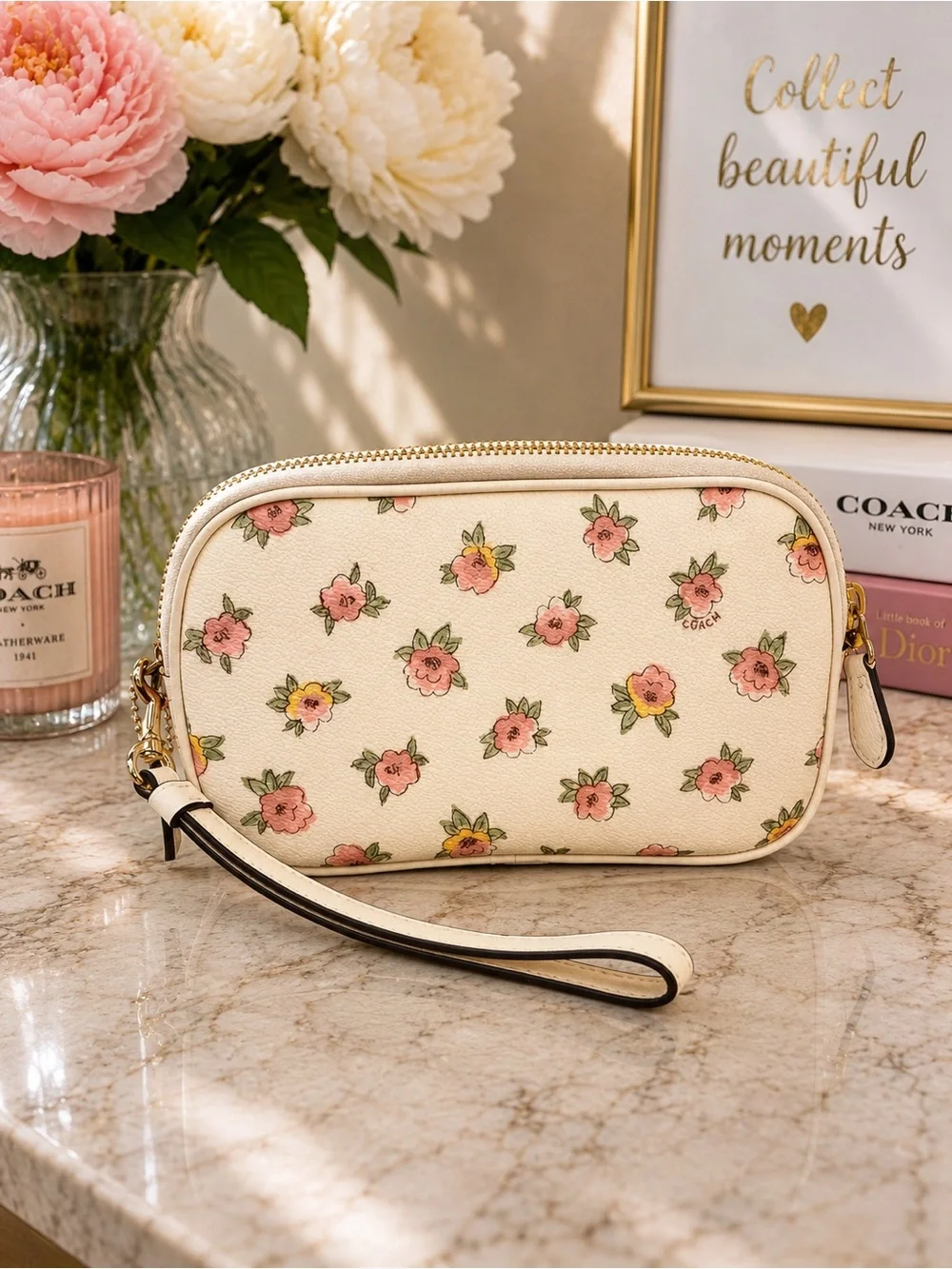 Coach Crossbody Clutch Flower Patch Print Chalk Floral Double Zip EUC